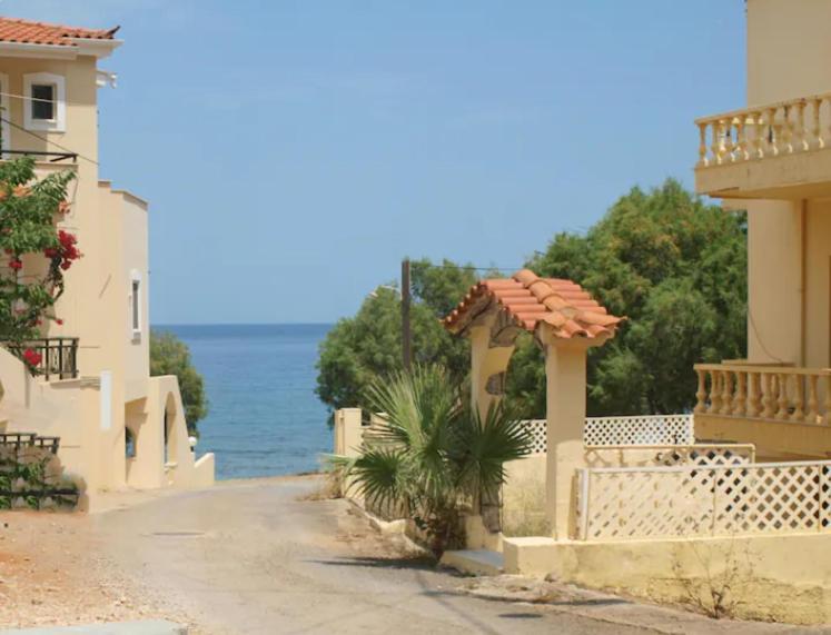 Private Art Studio 50M From Sea โมเน็มวาซี ภายนอก รูปภาพ